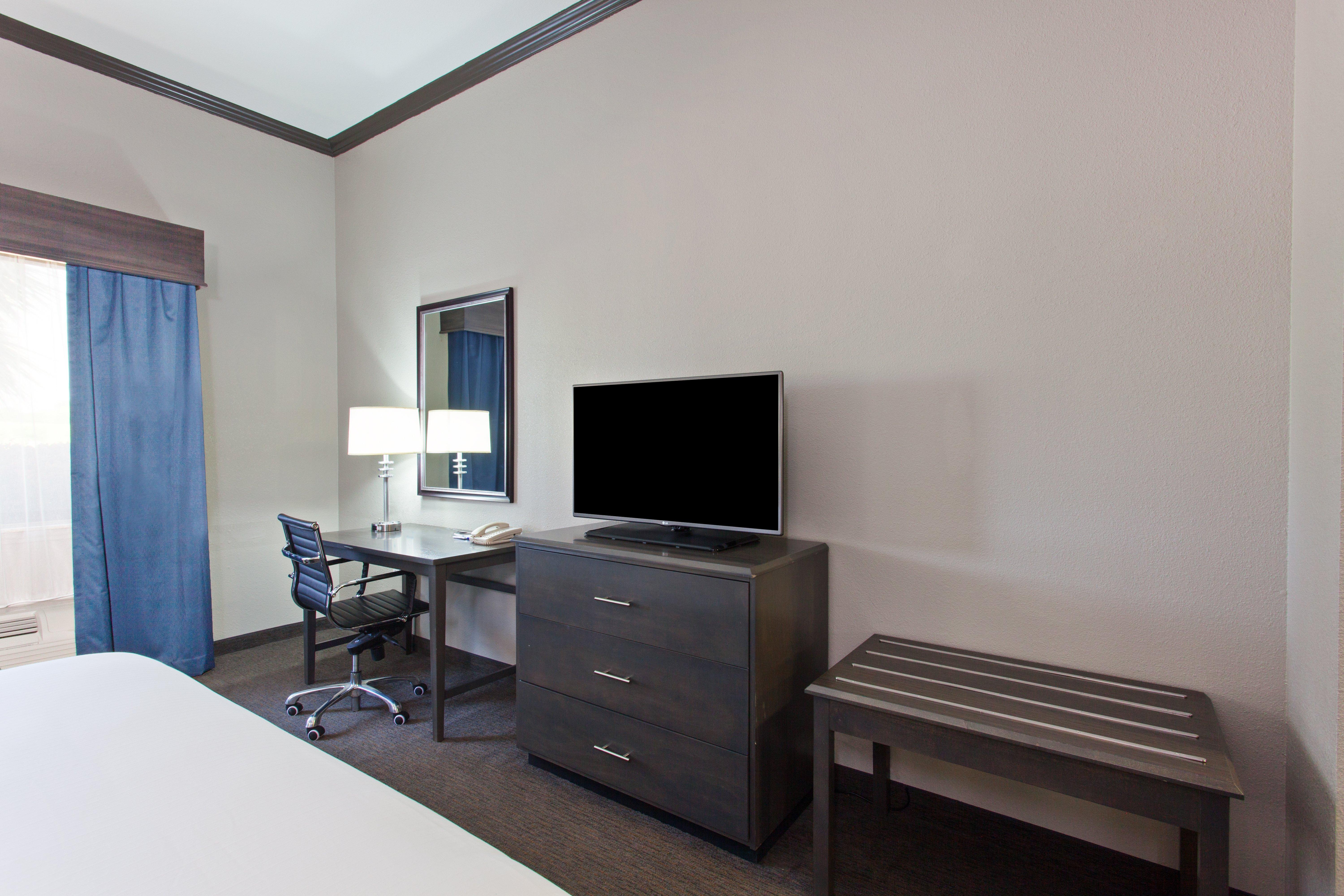 Holiday Inn Express & Suites Wharton By Ihg Esterno foto