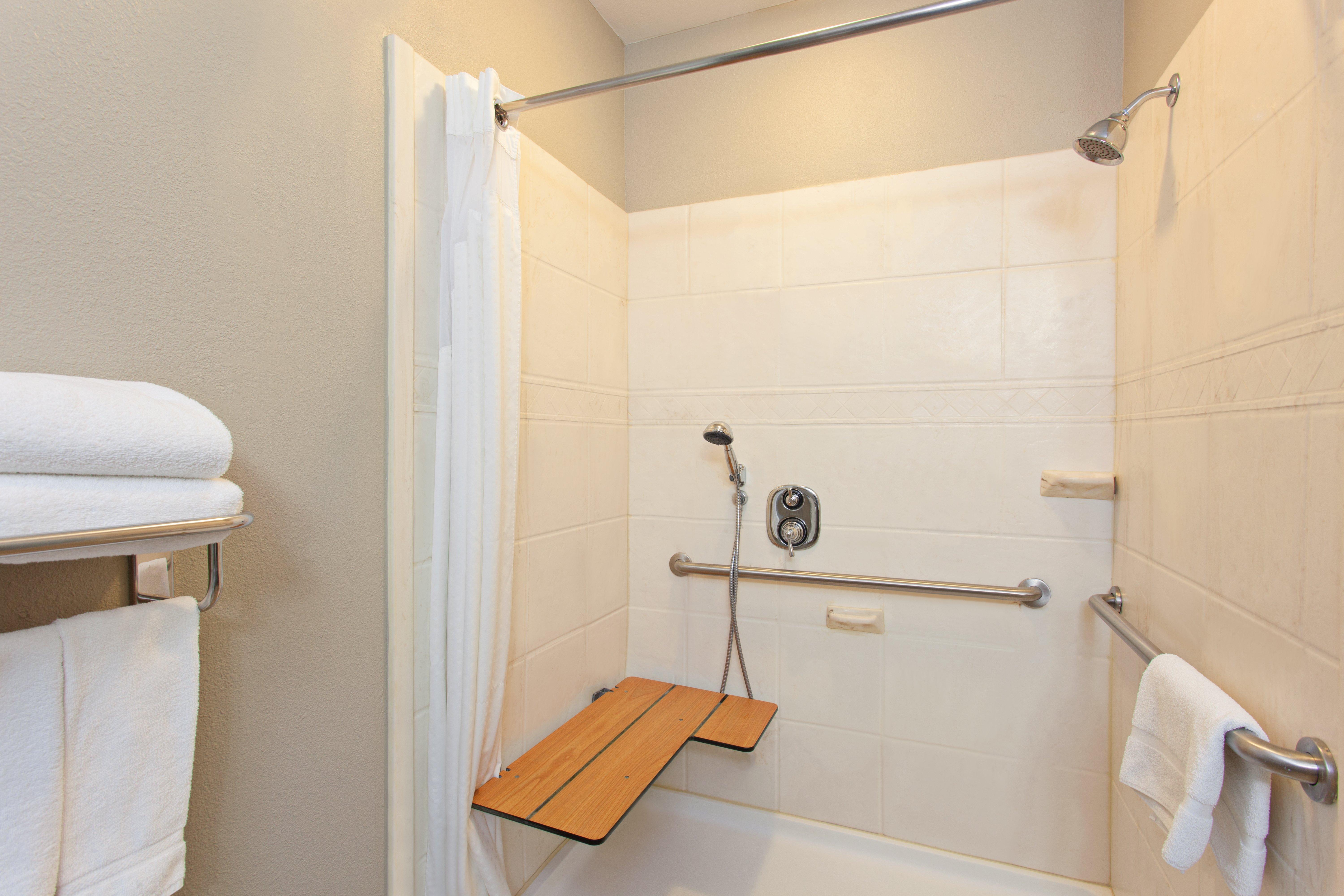 Holiday Inn Express & Suites Wharton By Ihg Esterno foto