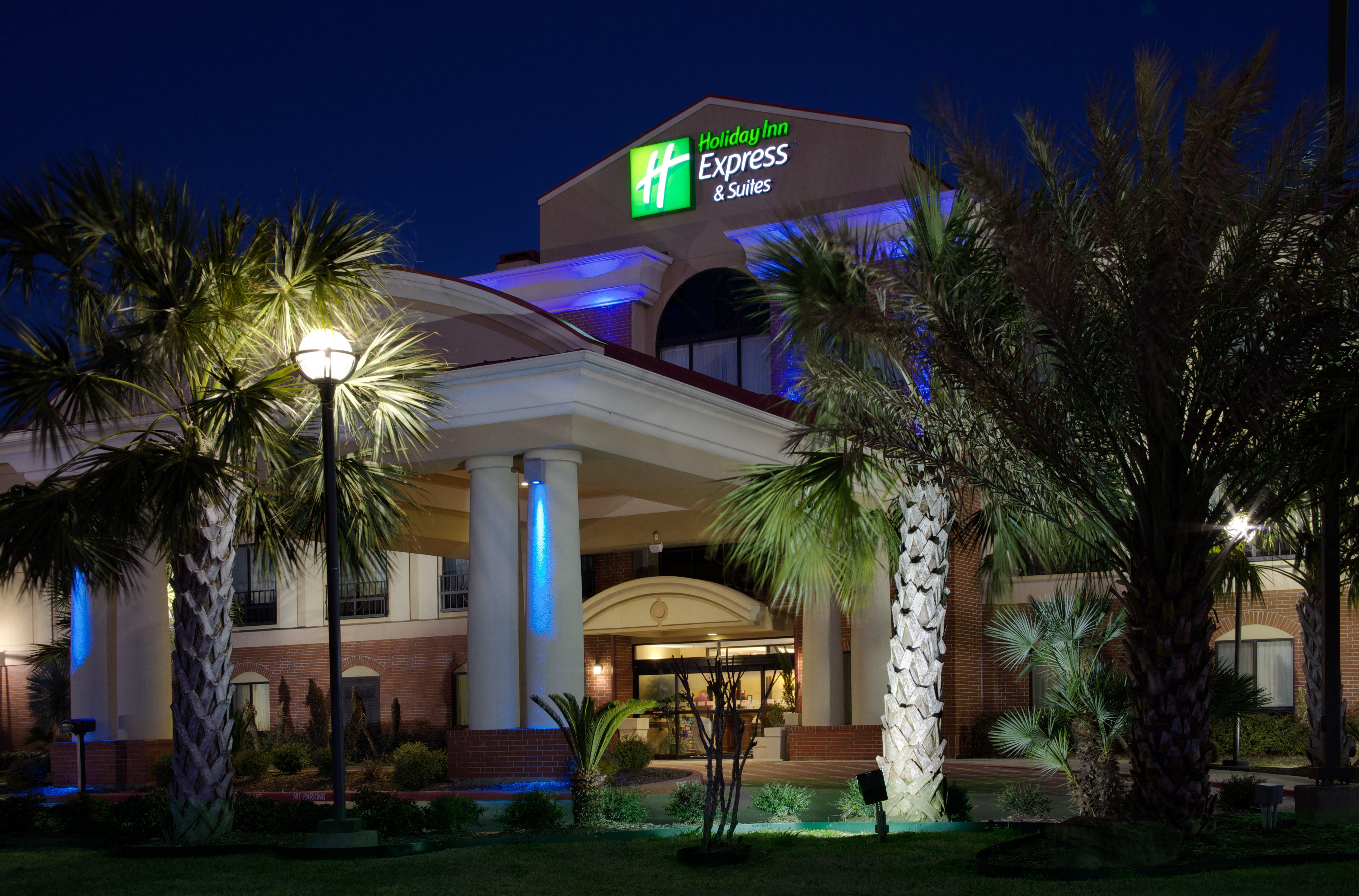 Holiday Inn Express & Suites Wharton By Ihg Esterno foto