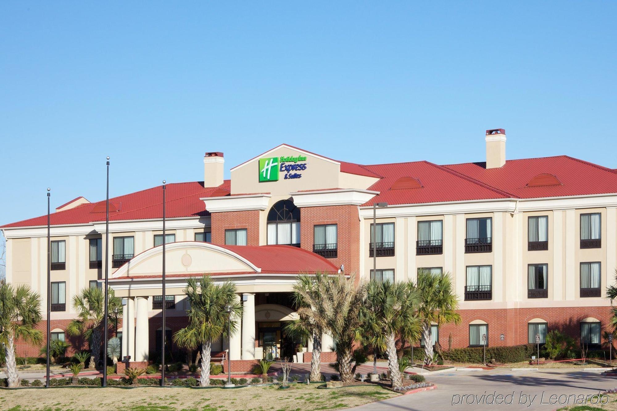 Holiday Inn Express & Suites Wharton By Ihg Esterno foto