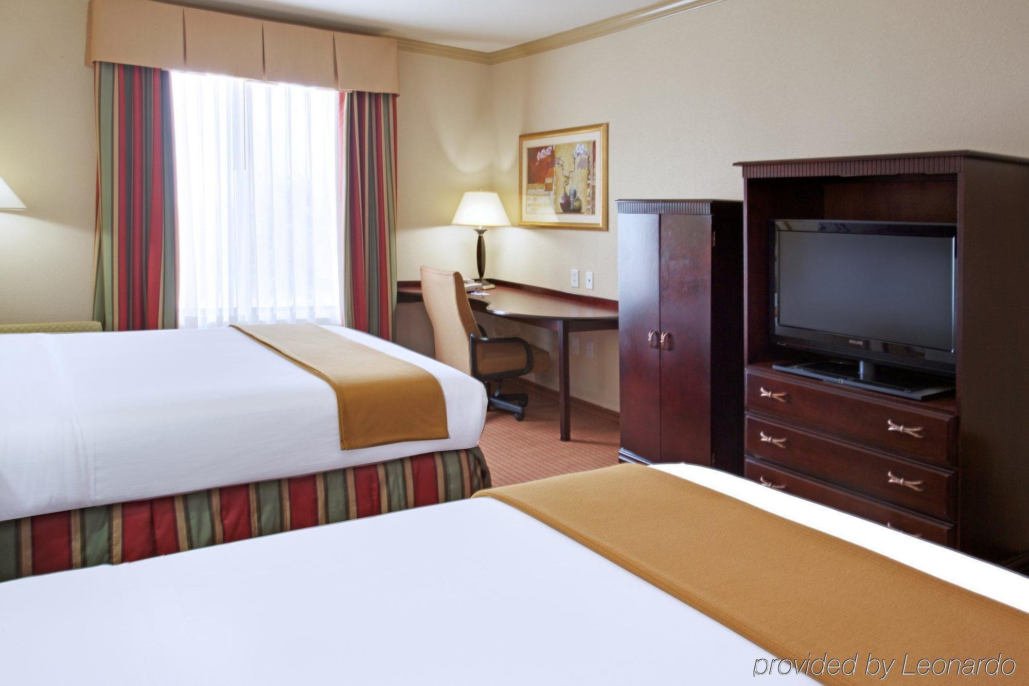 Holiday Inn Express & Suites Wharton By Ihg Camera foto